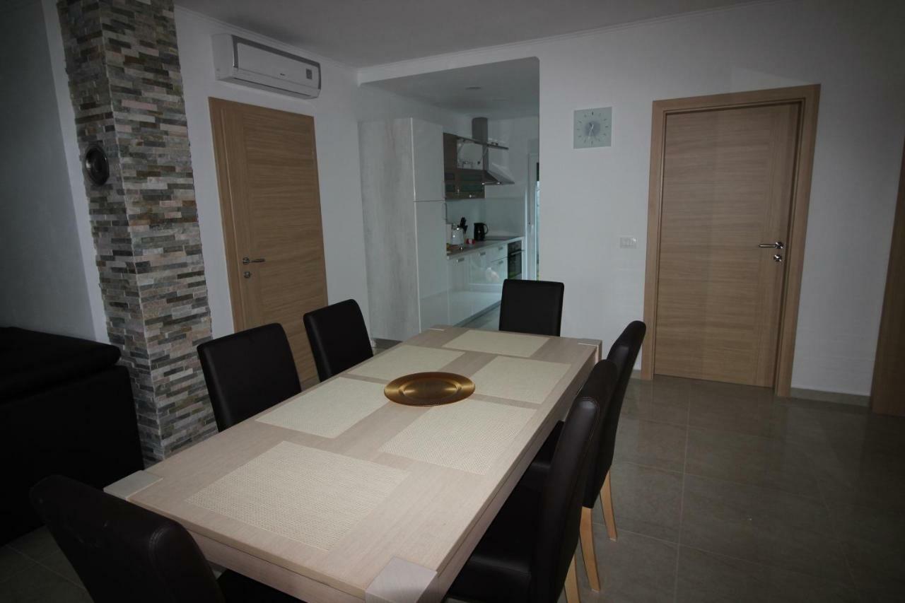 Apartment Umag Ngoại thất bức ảnh